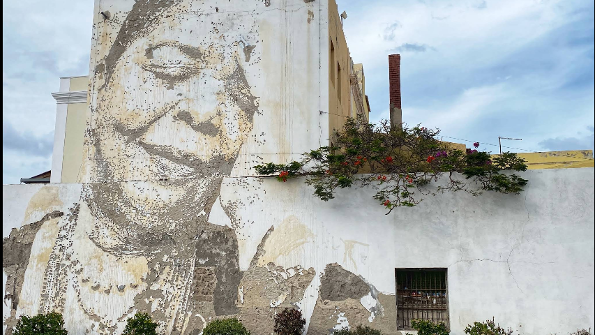 Mural de Cesaria Évora by Vhils