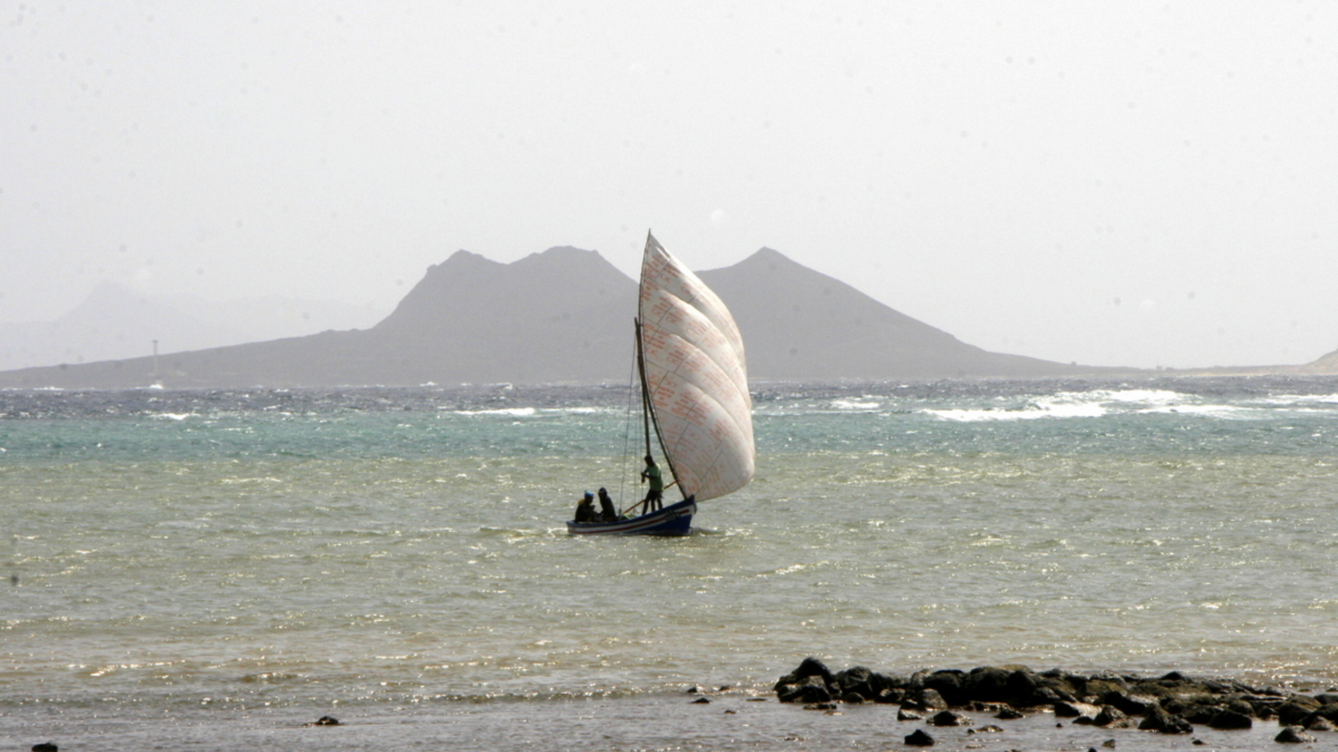 Coastal view at Calhau on eastern São Vicente.