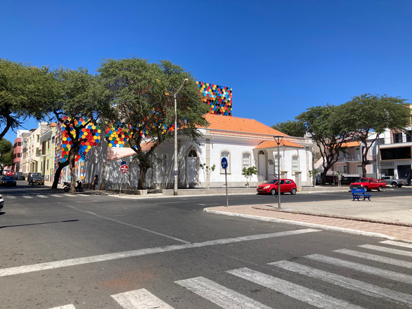 Side view of the National Centre for Art, Crafts and Design from Avenida 5 de Julho in Mindelo.