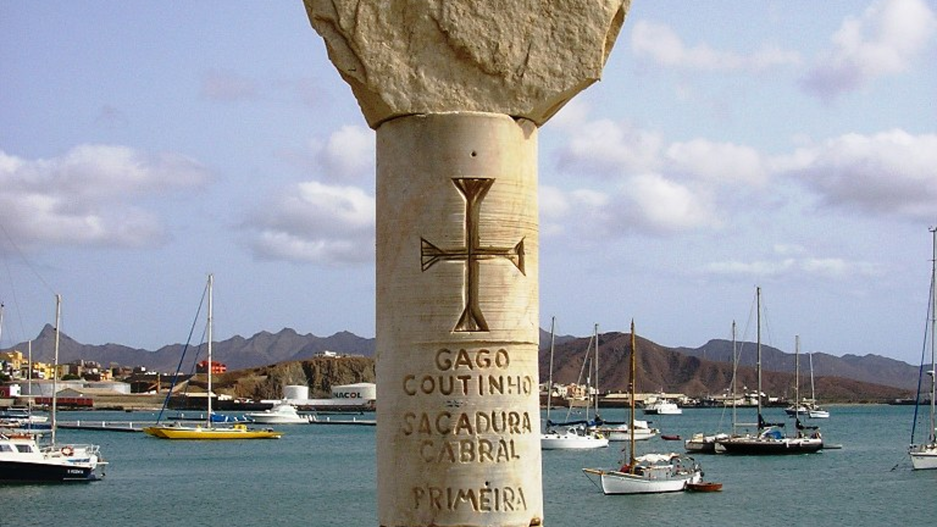 Monument in Mindelo commemorating the first South Atlantic air crossing.