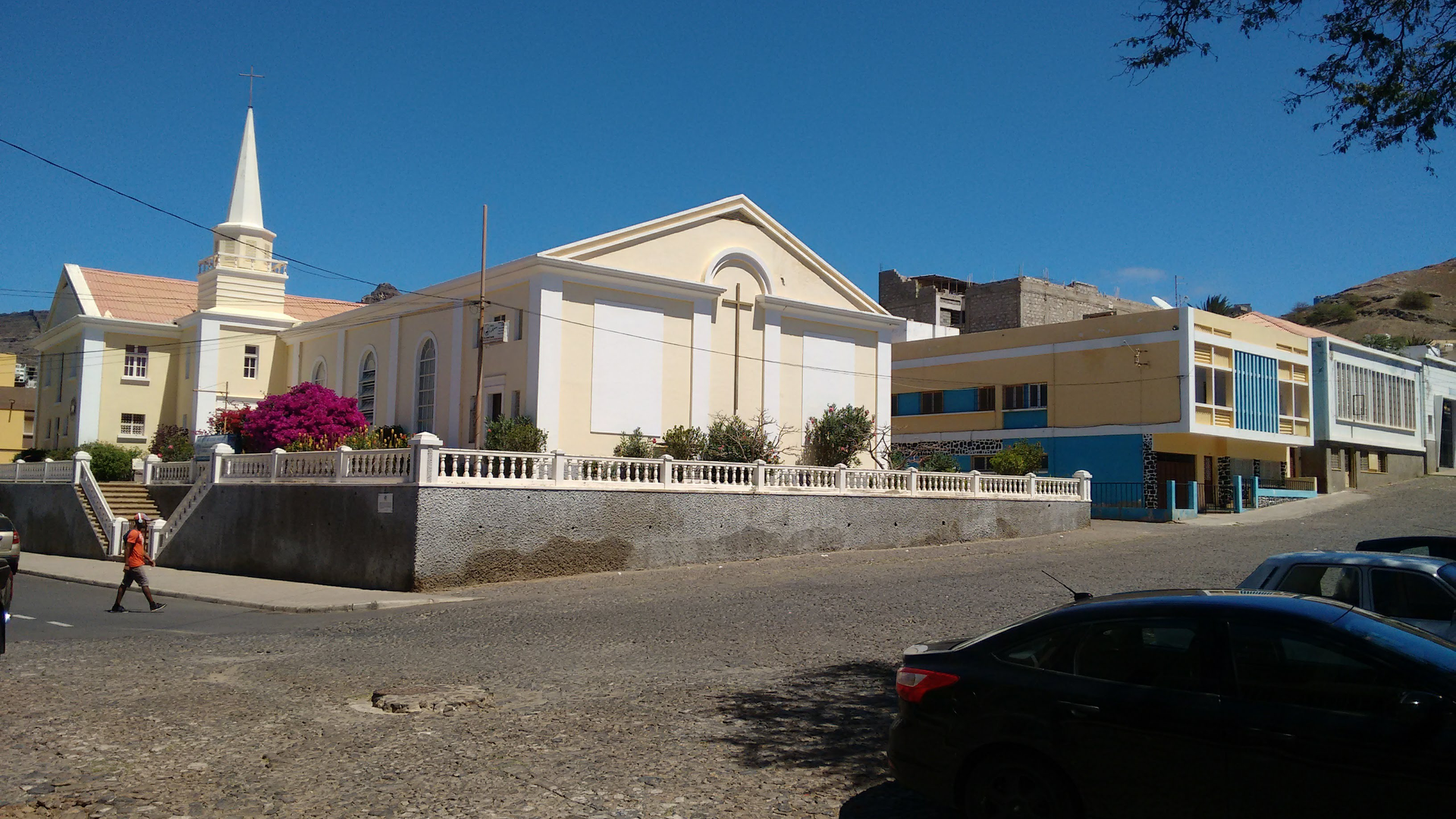 Exterior of the Igreja do Nazareno in Mindelo.