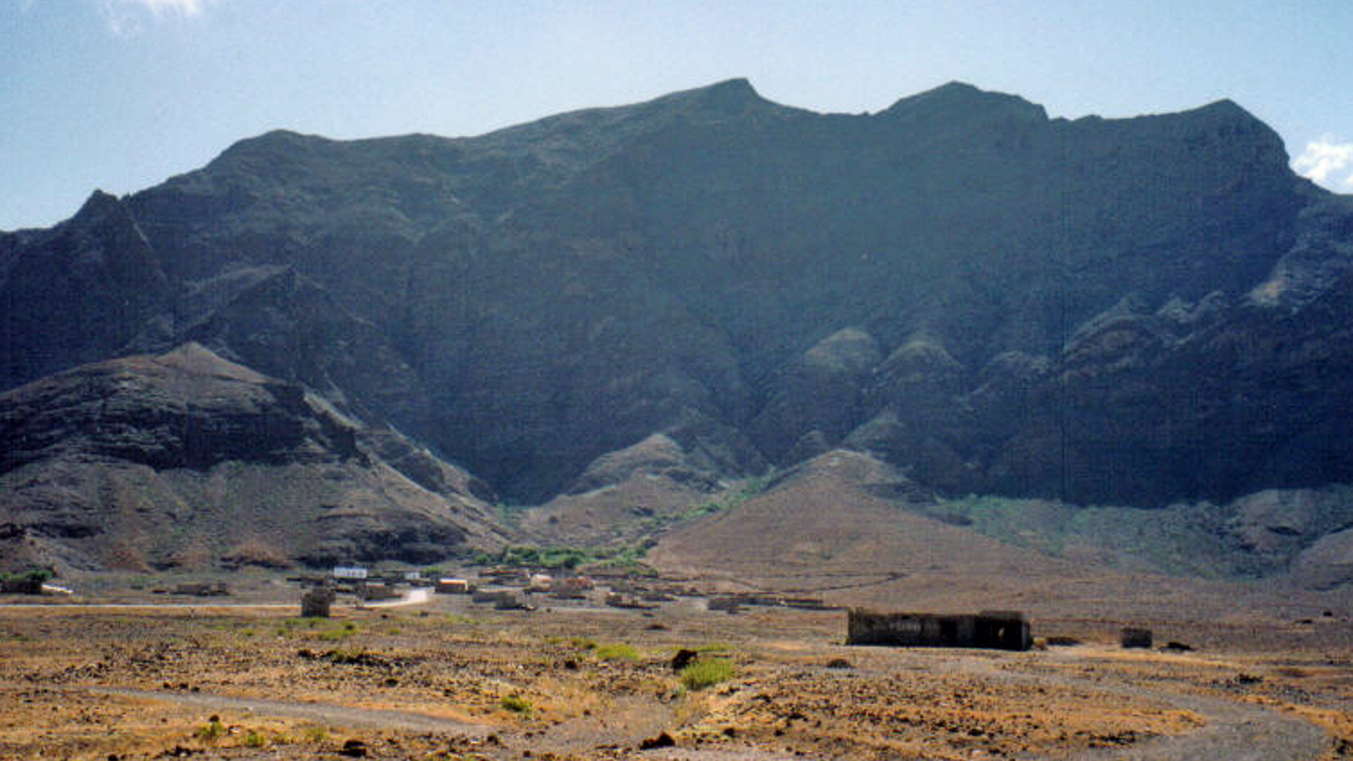 Village and mountain landscape at Madeiral on São Vicente.