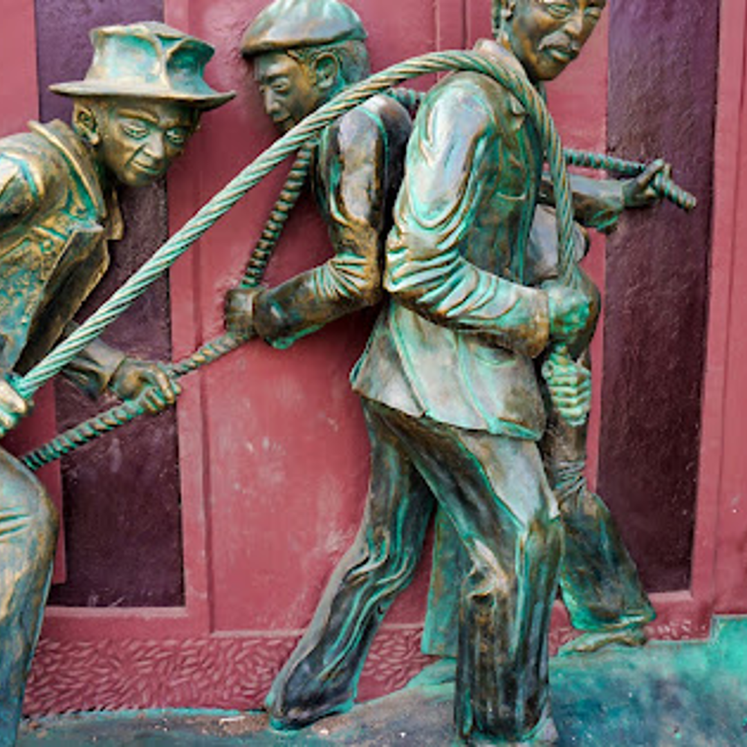 Sculpture by Ro and Nild