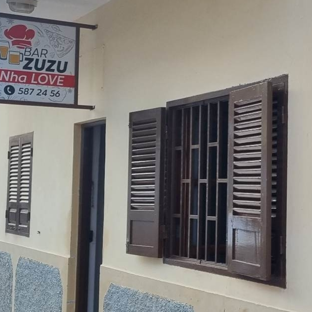 Zuzu Bar Nha Love